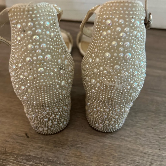 Betsey Johnson Pearl Embellished Heels - Picture 3 of 6